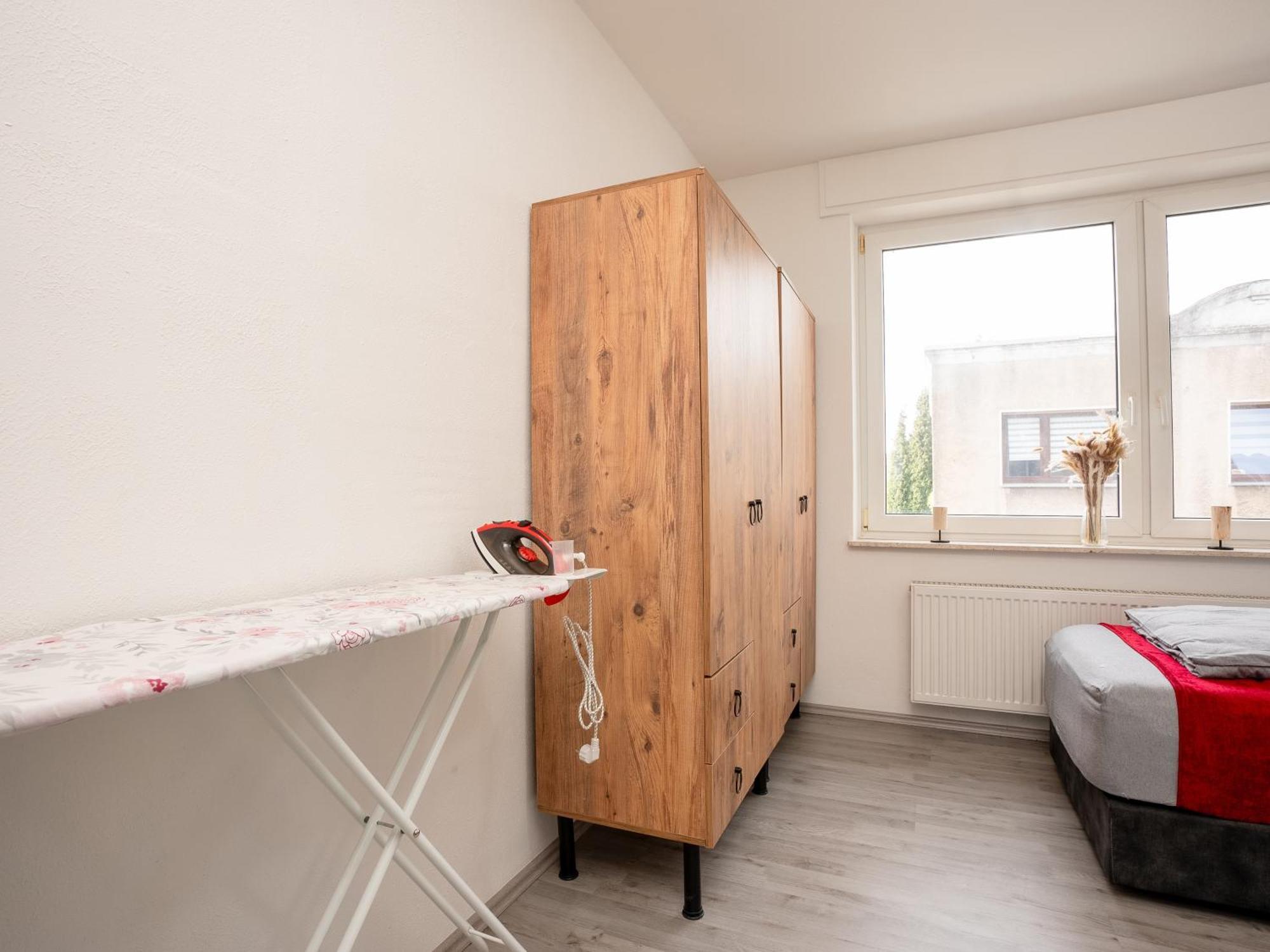 Serviceroom24 - 4 In Herten Wlan - Smart-tv - 24-7 Check-in Und Kueche Apartment