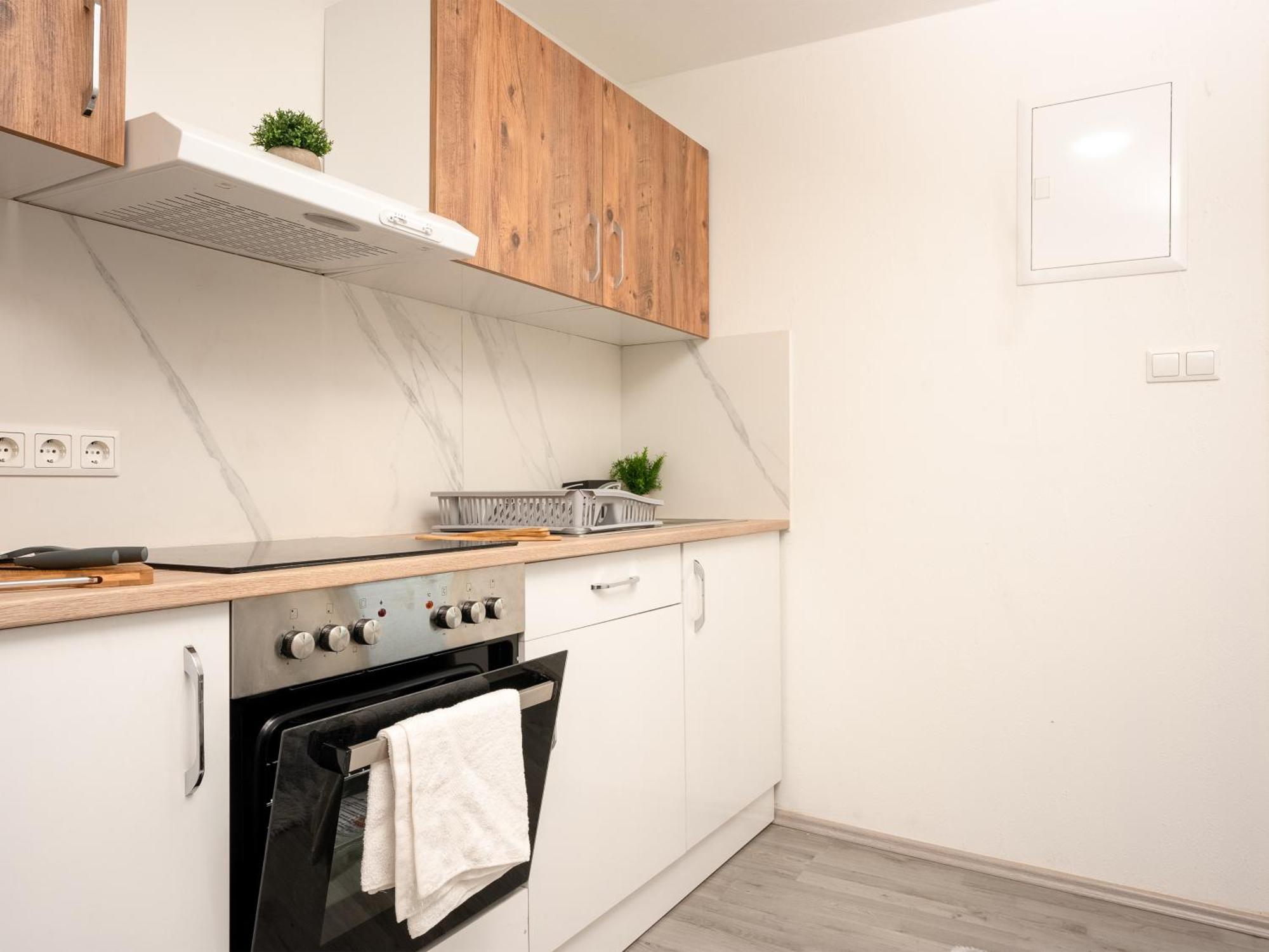 Serviceroom24 - 4 In Herten Wlan - Smart-tv - 24-7 Check-in Und Kueche Apartment